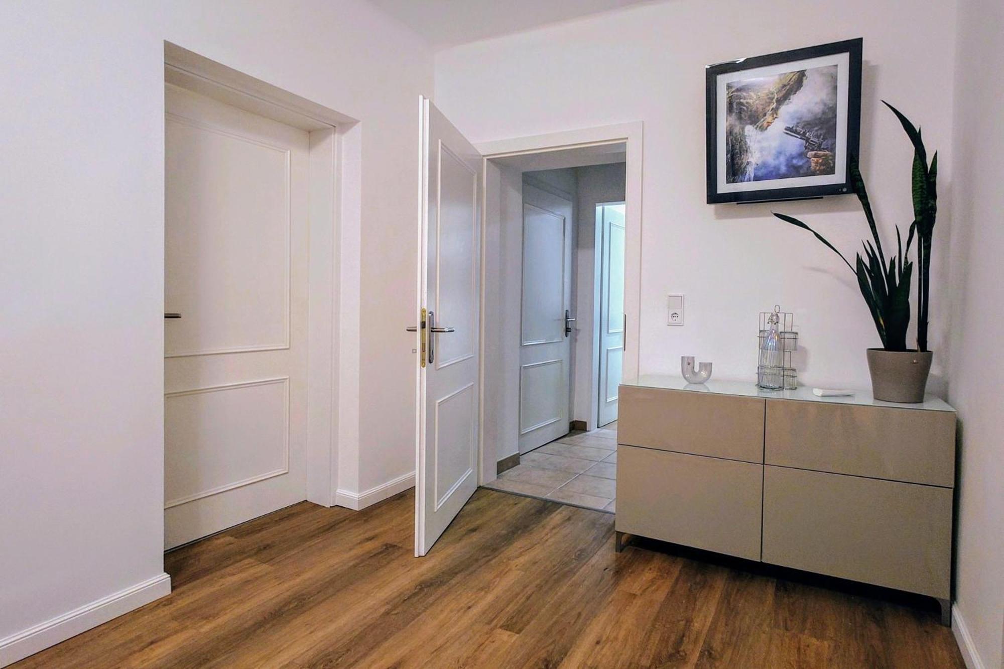 Villa Kreuzbergl - Apartment Klagenfurt am Woerthersee Esterno foto